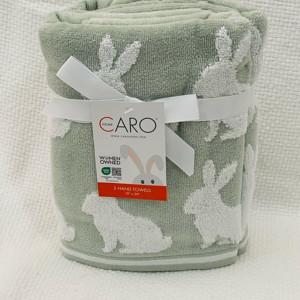 Easter Caro Home Sage Green Bunny Hand Towels - Set of 2 - Picture 5 of 5